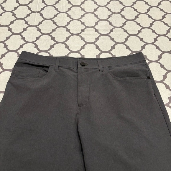 Public Rec Workday Tech 5 Pocket Pants Men 34x31 Stretch Comfort Work Golf $108 - Picture 3 of 12